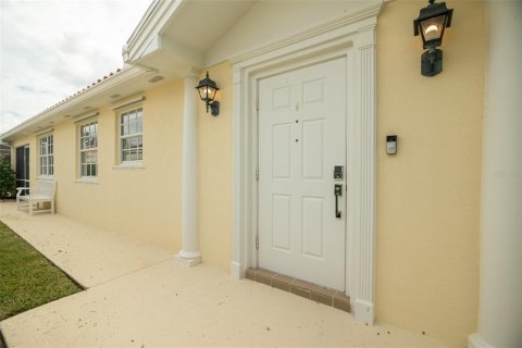 Villa ou maison à louer à Sarasota, Floride: 2 chambres, 142.51 m2 № 2406684 - photo 11