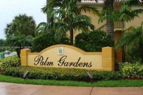 Copropriété à louer à Doral, Floride: 3 chambres, 103.03 m2 № 1929834 - photo 1
