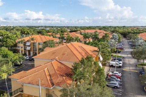 Copropriété à louer à Doral, Floride: 3 chambres, 103.03 m2 № 1929834 - photo 14