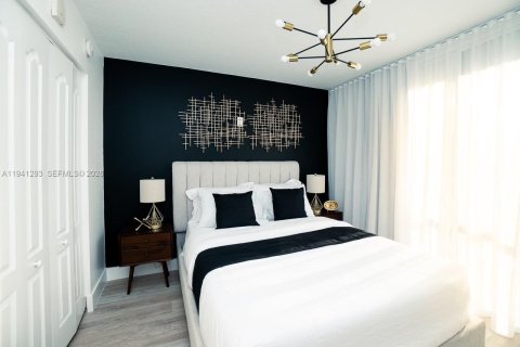 Condo in Miami, Florida, 3 bedrooms № 1998554 - photo 7