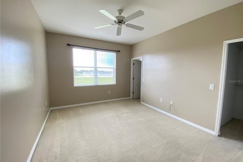 Townhouse in Davenport, Florida 3 bedrooms, 138.05 sq.m. № 1877094 - photo 8