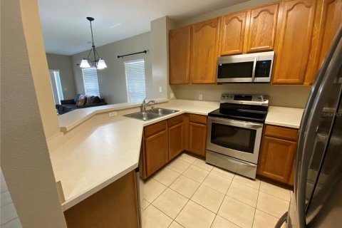 Townhouse in Davenport, Florida 3 bedrooms, 138.05 sq.m. № 1877094 - photo 2