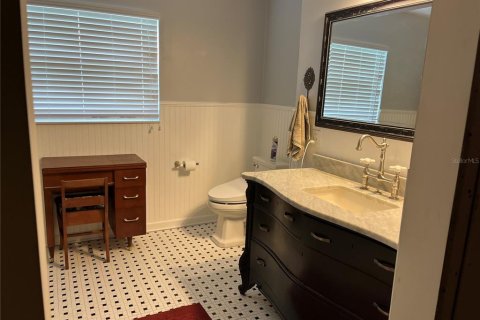 House in Orlando, Florida 2 bedrooms, 144 sq.m. № 1850244 - photo 9