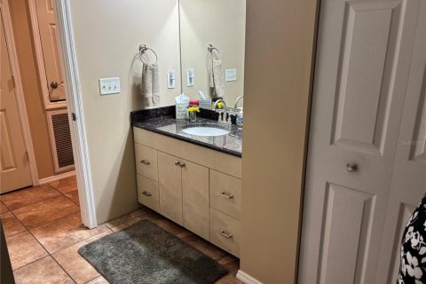 House in Orlando, Florida 2 bedrooms, 144 sq.m. № 1850244 - photo 14
