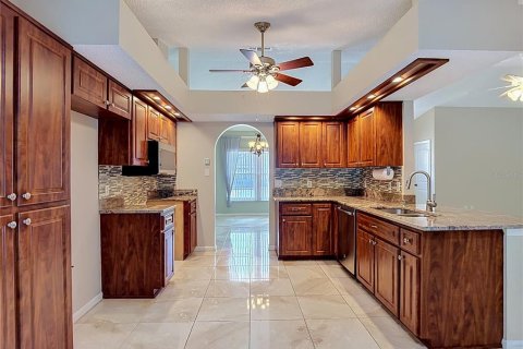 House in Hudson, Florida 3 bedrooms, 150.69 sq.m. № 2097036 - photo 22