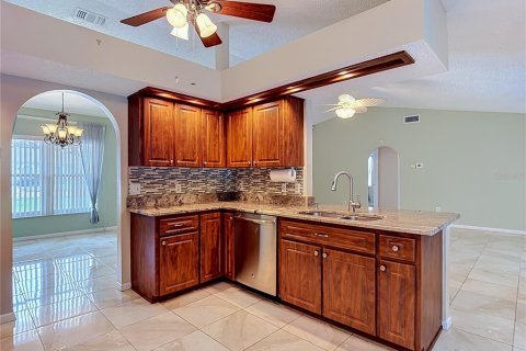 House in Hudson, Florida 3 bedrooms, 150.69 sq.m. № 2097036 - photo 23