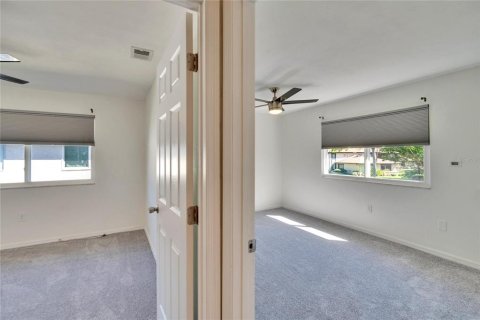 Condo in Clearwater, Florida, 2 bedrooms  № 1576569 - photo 14