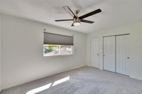 Condo in Clearwater, Florida, 2 bedrooms  № 1576569 - photo 18
