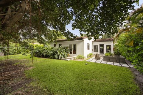 Casa en venta en Miami Beach, Florida, 2 dormitorios, 138.98 m2 № 1852044 - foto 23