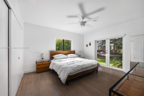 Casa en venta en Miami Beach, Florida, 2 dormitorios, 138.98 m2 № 1852044 - foto 5