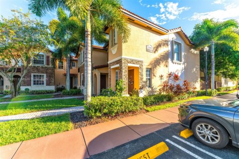 Condominio en venta en Homestead, Florida, 2 dormitorios, 99.31 m2 № 1954459 - foto 3