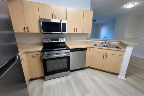 Condo in North Lauderdale, Florida, 1 bedroom  № 2250741