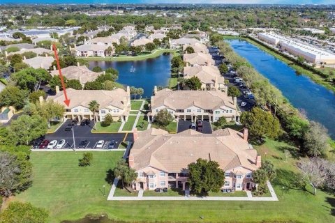 Condo in North Lauderdale, Florida, 1 bedroom  № 2250741 - photo 15