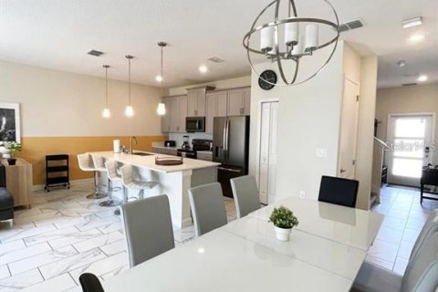 Купить таунхаус в Дэвенпорт, Флорида 7 комнат, 177.81м2, № 1602825 - фото 2