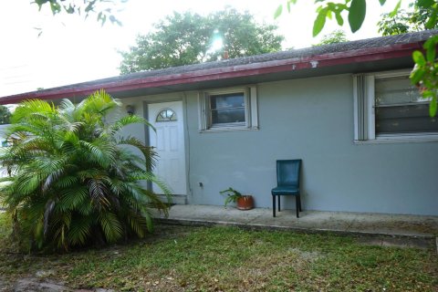 Appartement à louer à Hollywood, Floride: 2 chambres, 77.29 m2 № 2085787 - photo 9