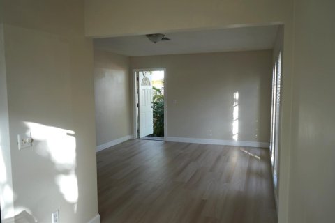 Appartement à louer à Hollywood, Floride: 2 chambres, 77.29 m2 № 2085787 - photo 6