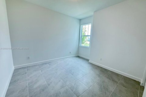 Touwnhouse à louer à Loxahatchee Groves, Floride: 3 chambres, 163.32 m2 № 2191996 - photo 8