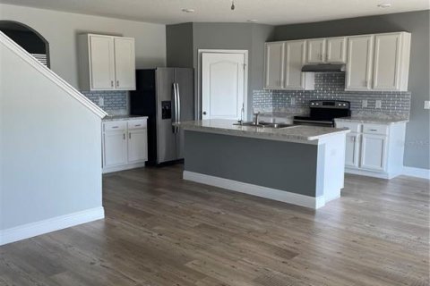 Casa en venta en Winter Haven, Florida, 5 dormitorios, 250.46 m2 № 2213434 - foto 9