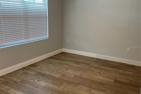 Casa en venta en Winter Haven, Florida, 5 dormitorios, 250.46 m2 № 2213434 - foto 15