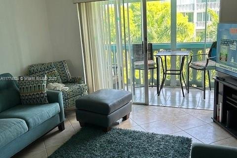 Copropriété à vendre à Hallandale Beach, Floride: 1 chambre, 78.69 m2 № 1700401 - photo 3