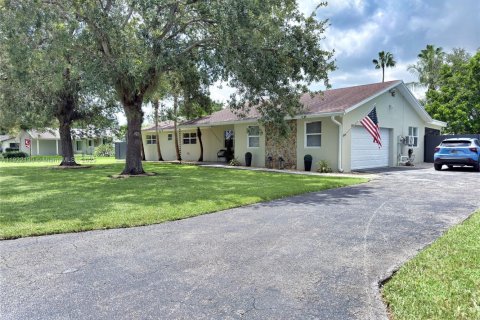 Casa en venta en Homestead, Florida, 3 dormitorios, 159.33 m2 № 1976047 - foto 7