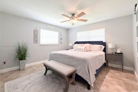 Casa en venta en Homestead, Florida, 3 dormitorios, 159.33 m2 № 1976047 - foto 29