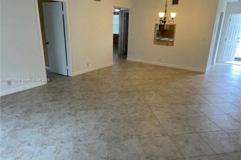 Copropriété à vendre à West Palm Beach, Floride: 2 chambres, 101.82 m2 № 1964241 - photo 11