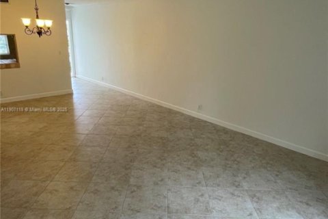 Copropriété à vendre à West Palm Beach, Floride: 2 chambres, 101.82 m2 № 1964241 - photo 10