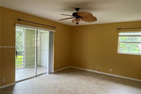Copropriété à vendre à West Palm Beach, Floride: 2 chambres, 101.82 m2 № 1964241 - photo 12