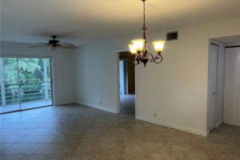 Copropriété à vendre à West Palm Beach, Floride: 2 chambres, 101.82 m2 № 1964241 - photo 7