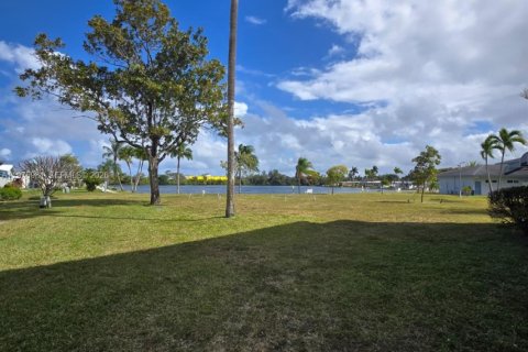 Apartamento en alquiler en Hollywood, Florida, 2 dormitorios, 84.45 m2 № 2040228 - foto 2