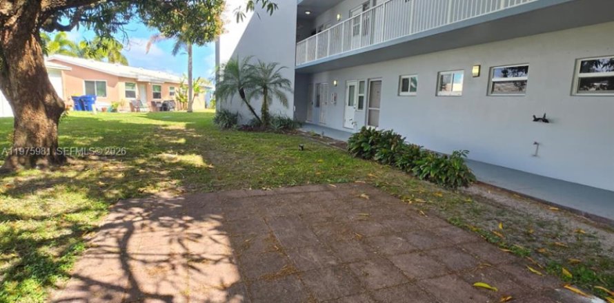Apartamento en Hollywood, Florida 2 dormitorios, 84.45 m2 № 2040228