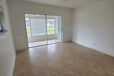 Apartamento en alquiler en Hollywood, Florida, 2 dormitorios, 84.45 m2 № 2040228 - foto 13