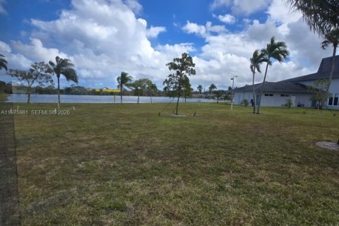 Apartamento en alquiler en Hollywood, Florida, 2 dormitorios, 84.45 m2 № 2040228 - foto 17
