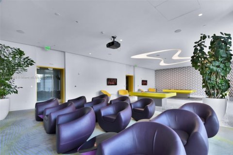 Купить кондоминиум в Майами, Флорида 2 спальни, 100.71м2, № 2037198 - фото 10
