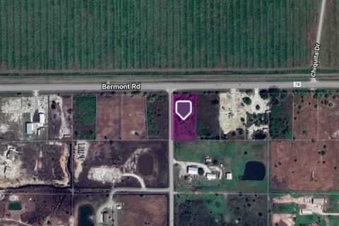 Terreno en venta en Punta Gorda, Florida № 1512056 - foto 1