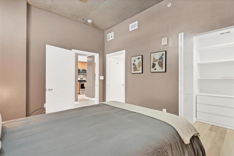 Condominio en alquiler en Orlando, Florida, 2 dormitorios, 117.8 m2 № 1893967 - foto 30