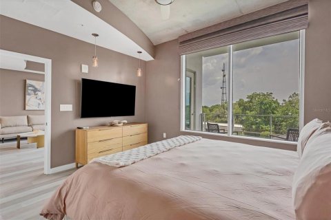 Condominio en alquiler en Orlando, Florida, 2 dormitorios, 117.8 m2 № 1893967 - foto 24