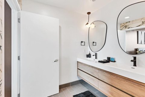 Condominio en alquiler en Orlando, Florida, 2 dormitorios, 117.8 m2 № 1893967 - foto 26