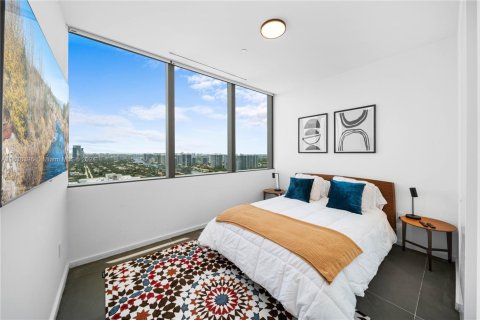 Condo in Hallandale Beach, Florida, 3 bedrooms  № 1861372 - photo 29