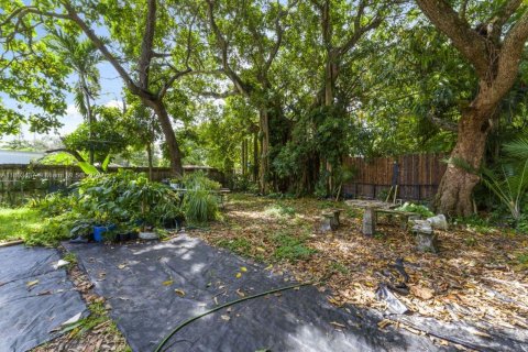 House in North Miami Beach, Florida 3 bedrooms, 96.62 sq.m. № 1689267 - photo 25