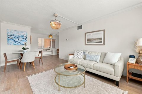 Copropriété à vendre à Saint Pete Beach, Floride: 1 chambre, 64.85 m2 № 2399140 - photo 9