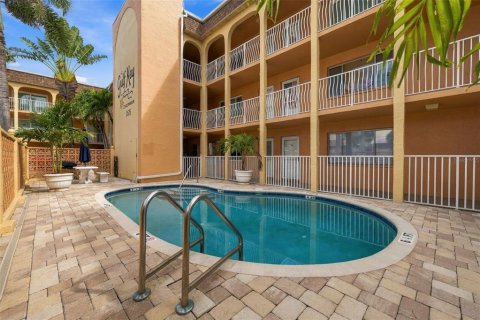Copropriété à vendre à Saint Pete Beach, Floride: 1 chambre, 64.85 m2 № 2399140 - photo 23