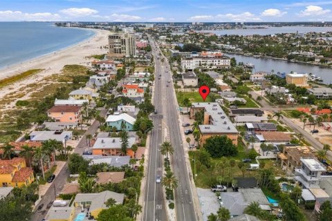 Copropriété à vendre à Saint Pete Beach, Floride: 1 chambre, 64.85 m2 № 2399140 - photo 27