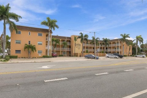 Condo à Saint Pete Beach, Floride, 1 chambre  № 2399140