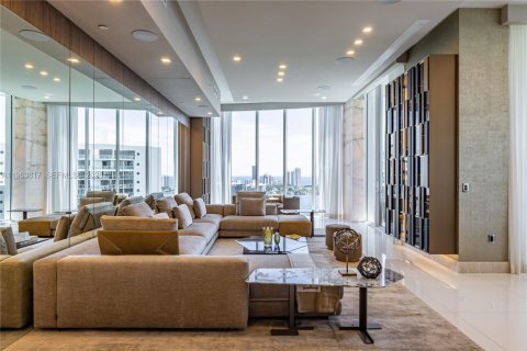 Кондоминиум с 4 спальнями в Авентура, Флорида № 2025454