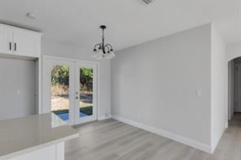 Casa en venta en Vero Beach, Florida, 3 dormitorios, 177.91 m2 № 2146179 - foto 6