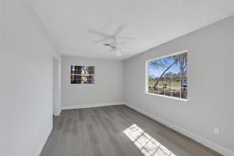 Casa en venta en Vero Beach, Florida, 3 dormitorios, 177.91 m2 № 2146179 - foto 19
