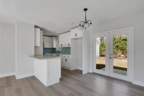 Casa en venta en Vero Beach, Florida, 3 dormitorios, 177.91 m2 № 2146179 - foto 7