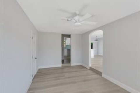 Casa en venta en Vero Beach, Florida, 3 dormitorios, 177.91 m2 № 2146179 - foto 16